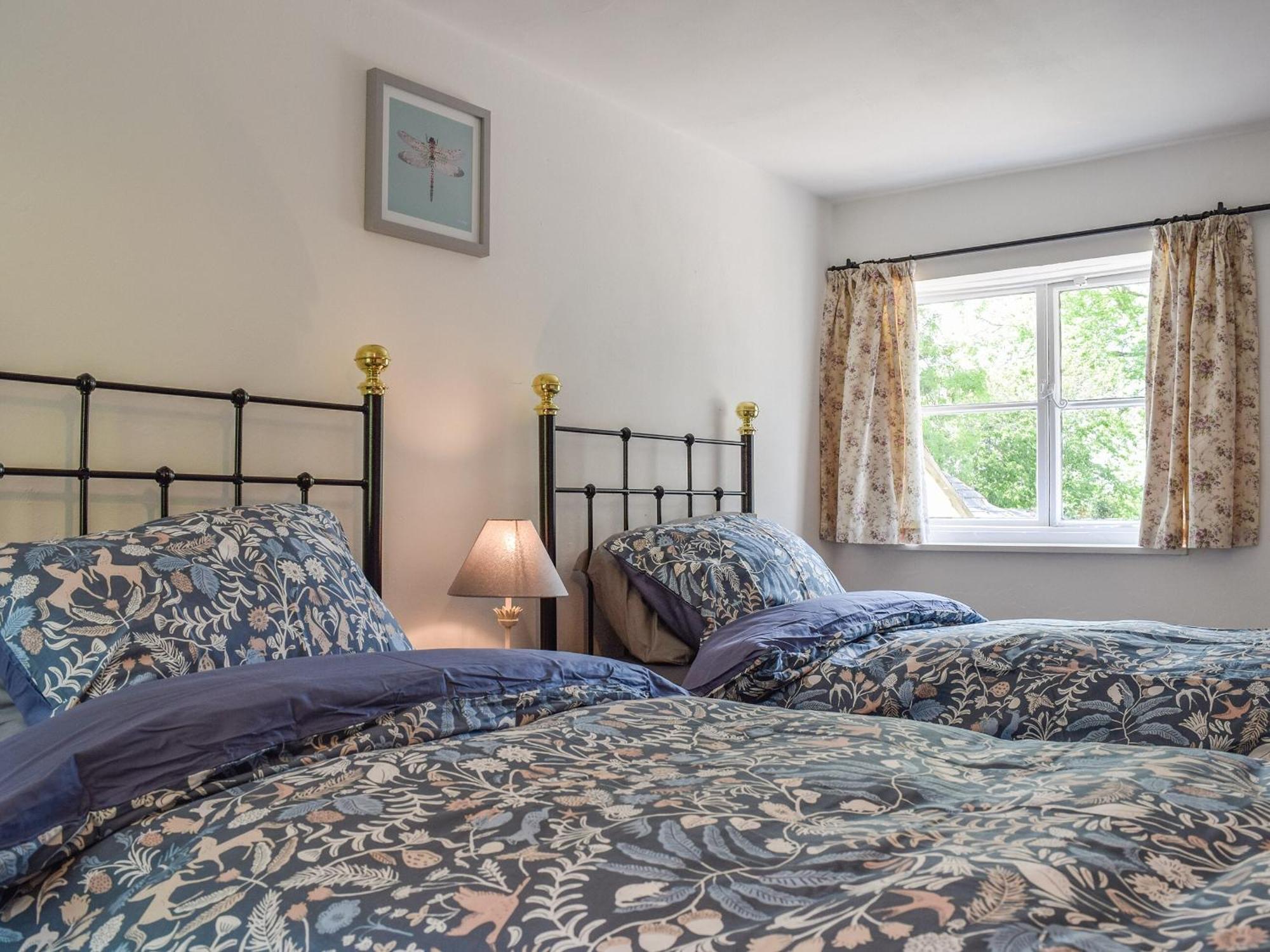 Wayside Cottage Adstock Ngoại thất bức ảnh