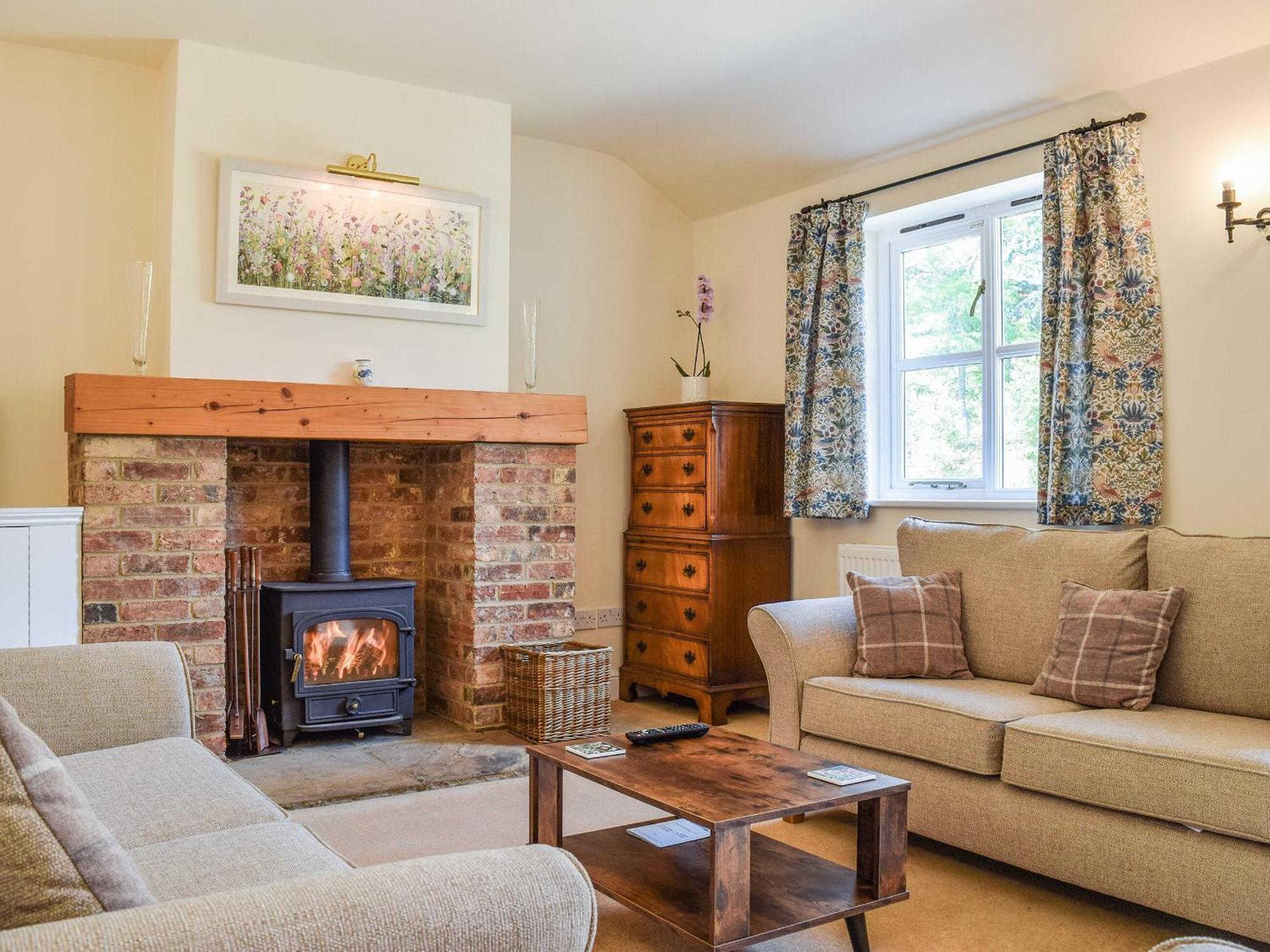 Wayside Cottage Adstock Ngoại thất bức ảnh